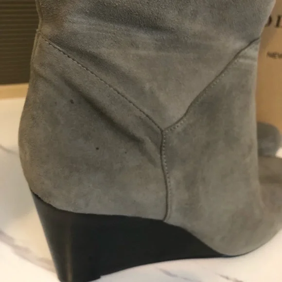 New in box cole haan boots - Picture 3 of 9